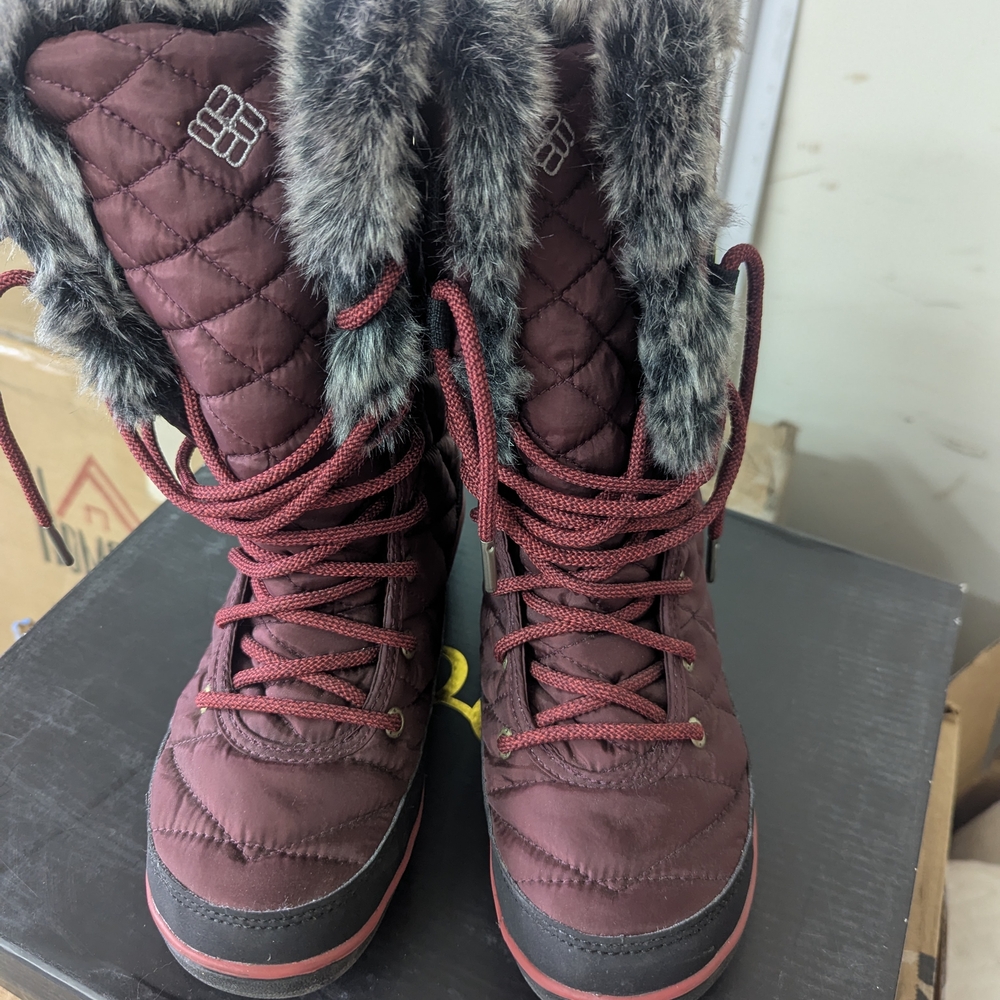 Columbia Red and Gray Winter Rain Boots Quilted Insulated
